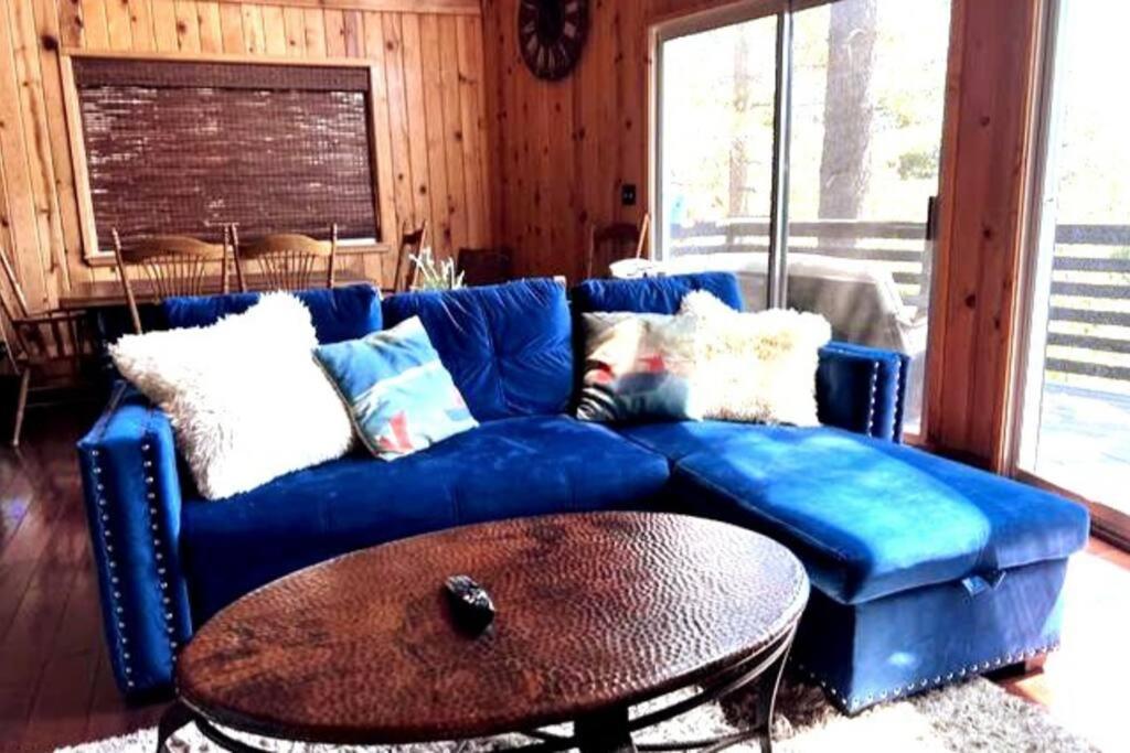Glimmer Chalet Treetop A-Frame Cabin Lake View レイク・アローヘッド エクステリア 写真